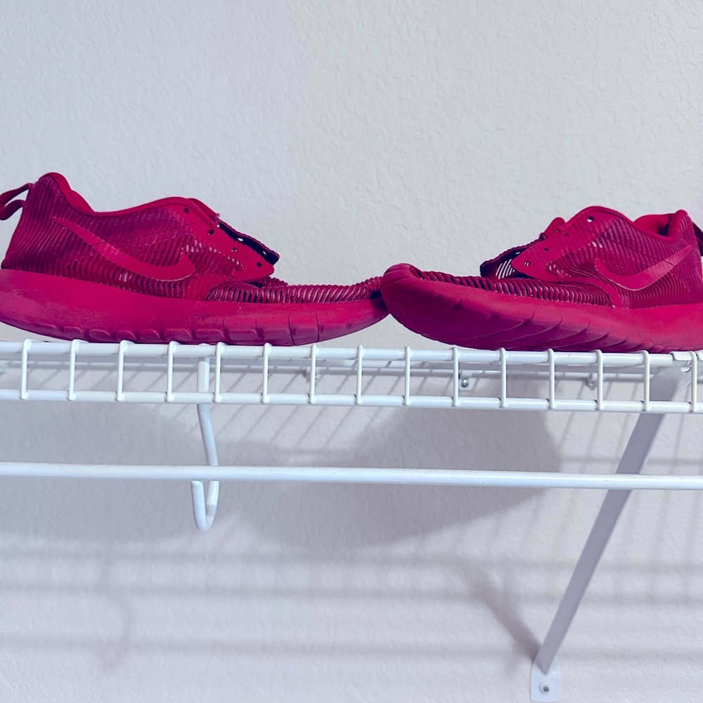 Shoes - Picture 4 of 5